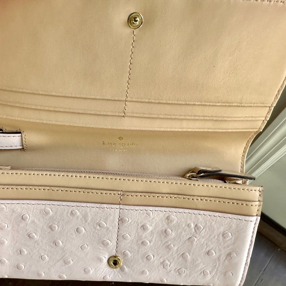 Kate Spade Leather Pink Bow Wristlet Wallet - Picture 5 of 7